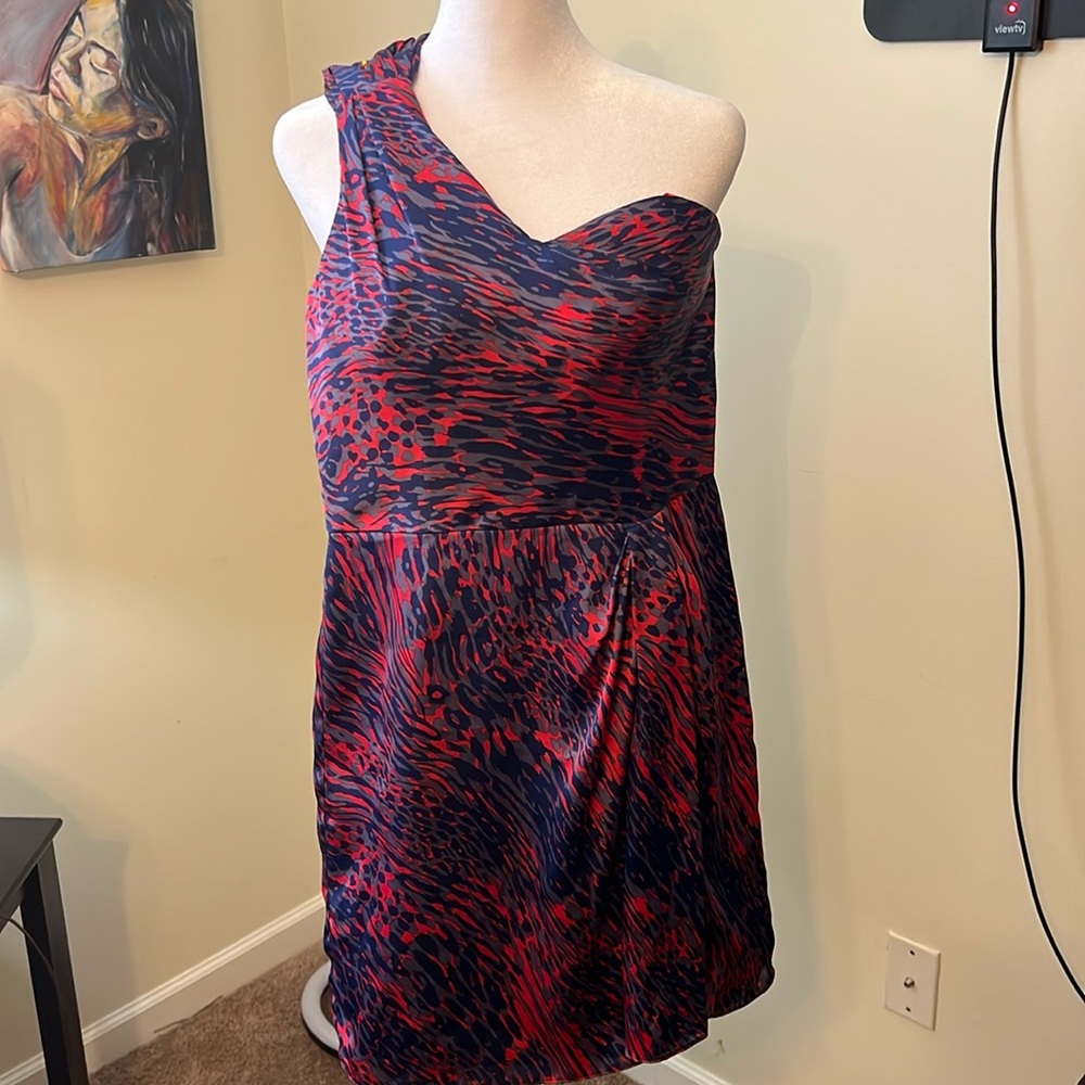 One shoulder summer dress red and navy.